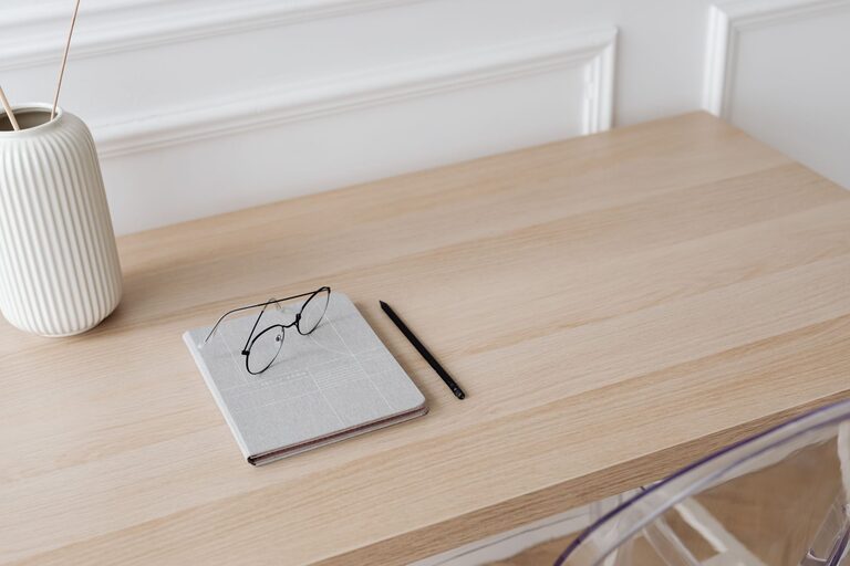How to Create a Relaxing Home Workspace for Better Focus